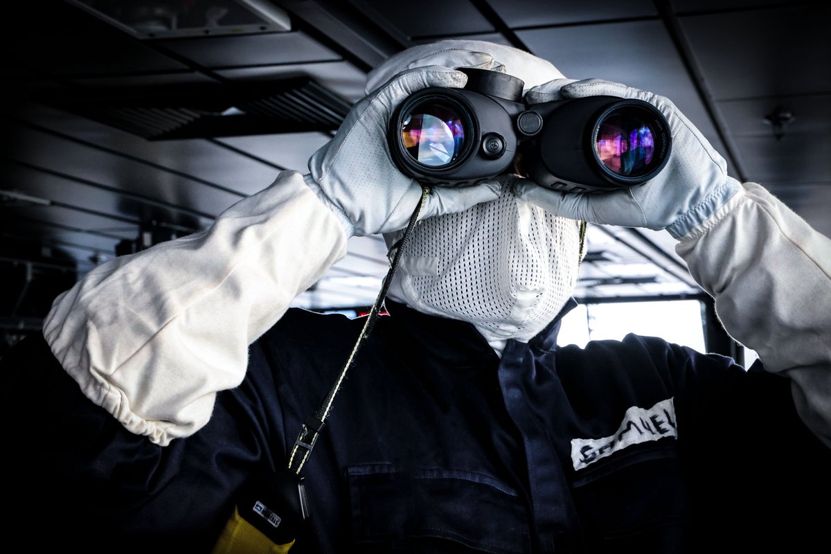 HMS Prince of Wales tweet media