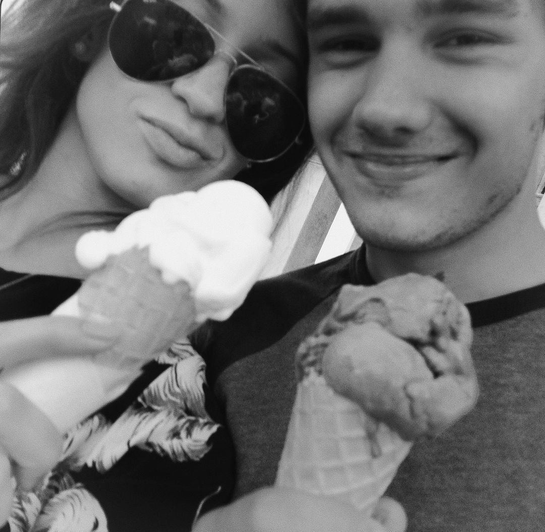 peazer_updates's tweet photo. Danielle pays tribute to Liam ❤️‍🩹 https://t.co/v1c9OblOvt