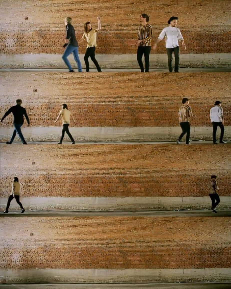 Syndrome_Harry's tweet image. Mai avrei pensato che uno di loro se ne sarebbe andato via per sempre.