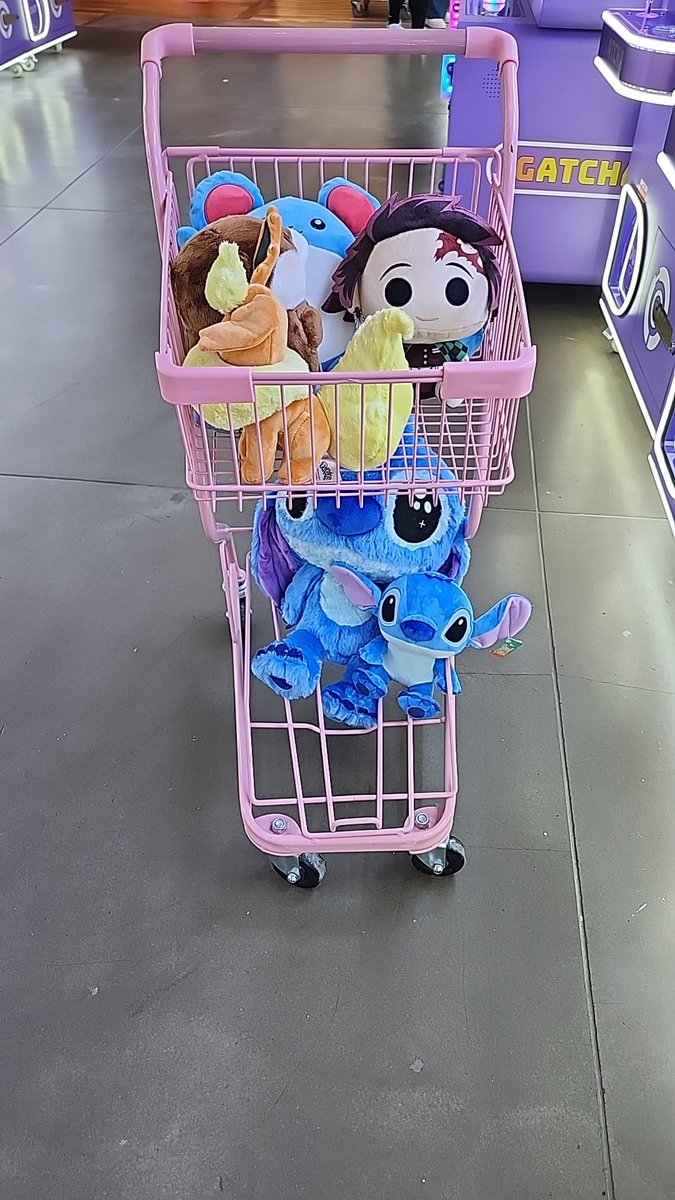 Checking out Gatcha :)