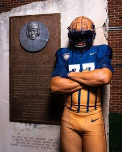 TheDrummerSucks's tweet photo. @CFBONFOX @KedPrince4 When was the last time Illinois became bowl eligible before the likes of Ohio State, Michigan, Iowa, and Wisconsin?
Seems like it probably comes around about as often as a #GallopingGhost. I-L-L!
#Illini | #FamILLy | #HTTO
🔶🔷🔶🔷🔶🔷🔶🔷🔶🔷🔶 https://t.co/d2Y6rfQ9rh