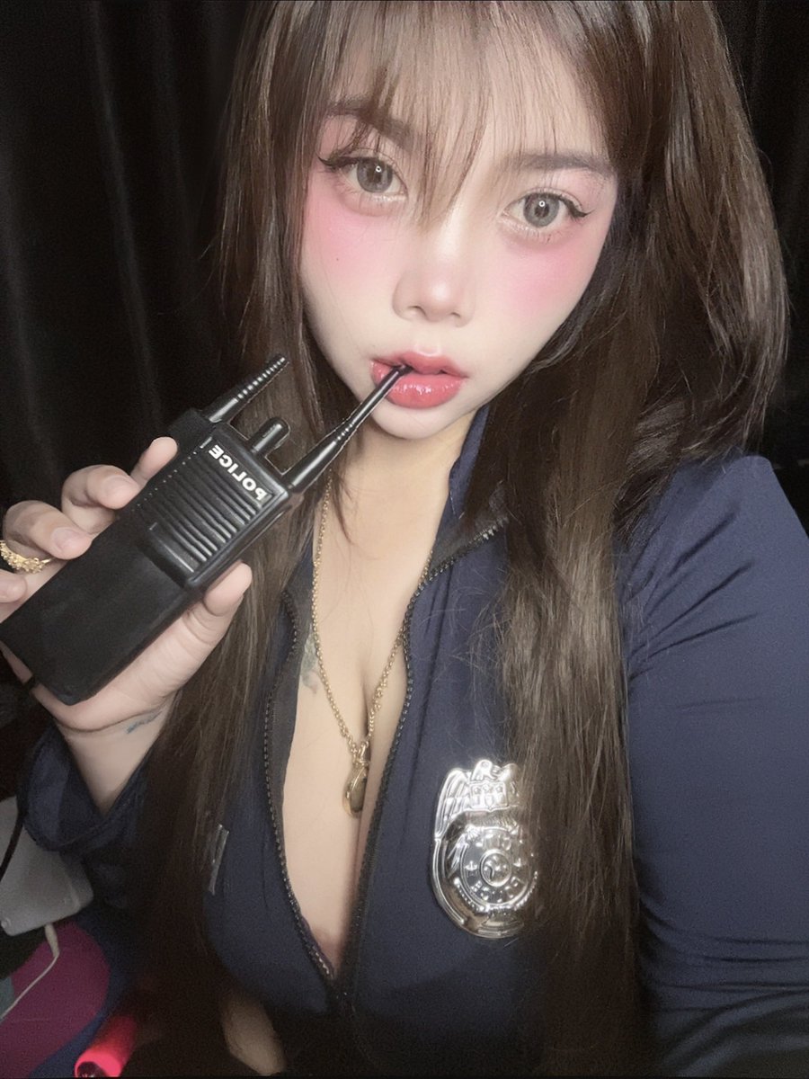 lclynx_'s tweet photo. มีใครเล่นไพ่เปล่างับ🚔 https://t.co/1gAMCjzsI1