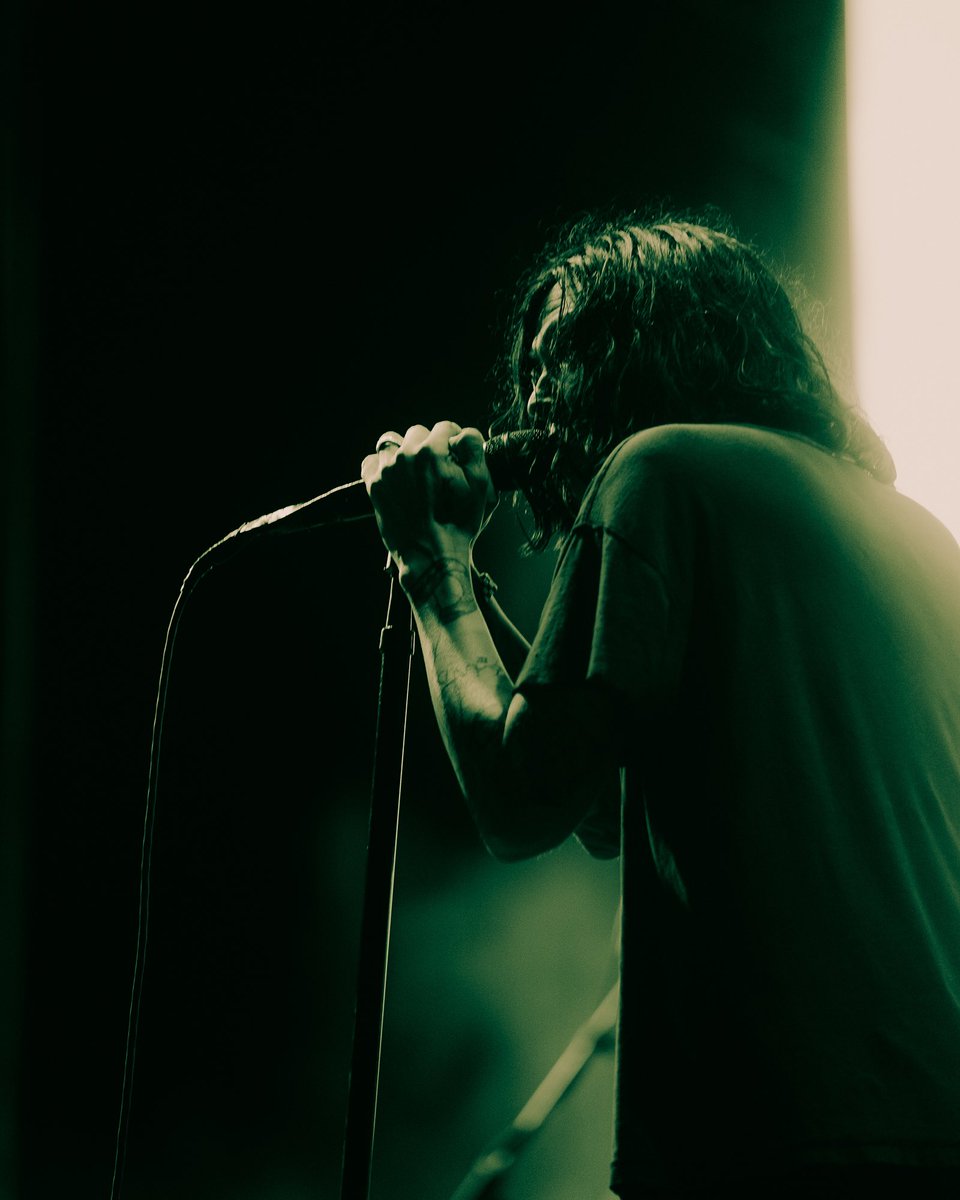 Sleeping With Sirens tweet media