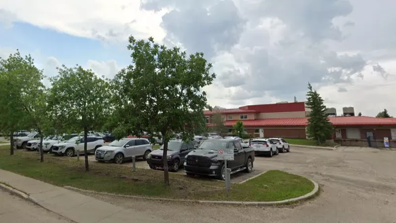battlefordsNOW's tweet photo. Health-care cuts forced woman to give birth on side of highway: Sask. NDP https://t.co/3UvlKLmxTM https://t.co/5HCcRcHR5g