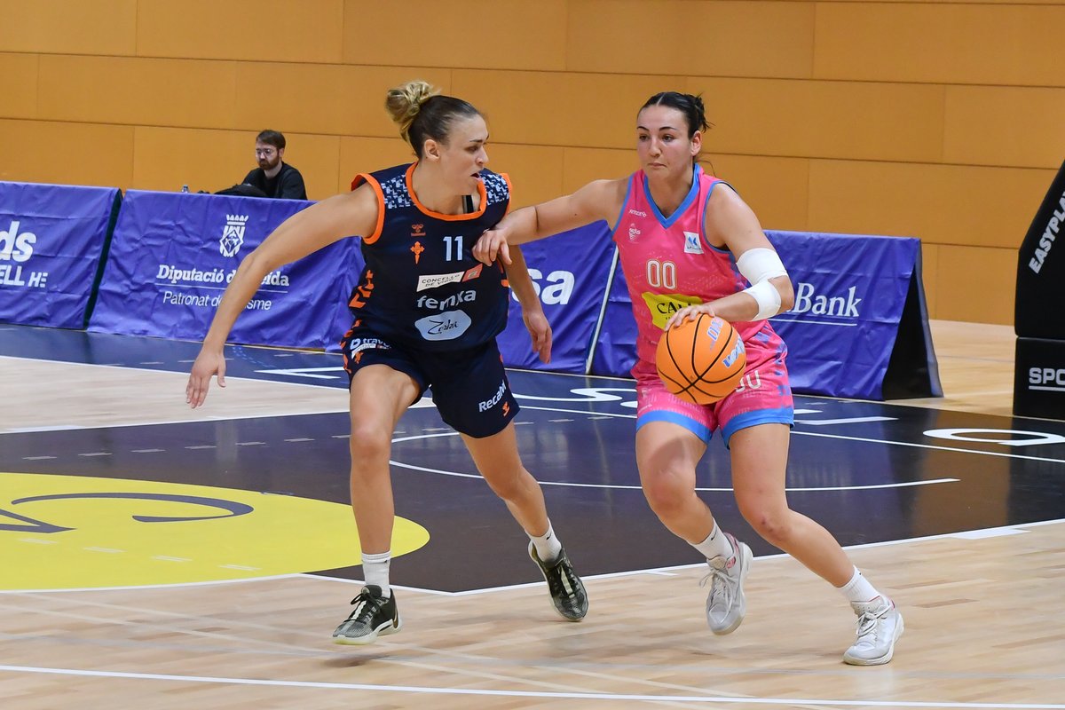 Galería de Fotos: #LFEndesa 
Jornada 3
Cadí La Seu - Celta Femxa Zorca
<a href="/sedisbasquet/">AE Sedis Bàsquet</a> <a href="/Celtabaloncesto/">CELTA BALONCESTO</a> 
Fotos 👉 flic.kr/s/aHBqjBNTrS