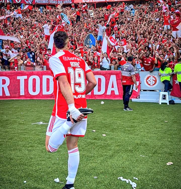 InterTimeLine's tweet image. ⚽️ 𝑹𝒂𝒇𝒂𝒆𝒍 𝑺𝒂𝒏𝒕𝒐𝒔 𝑩𝒐𝒓𝒓𝒆. 🫡

(📸: Alento Colorado)