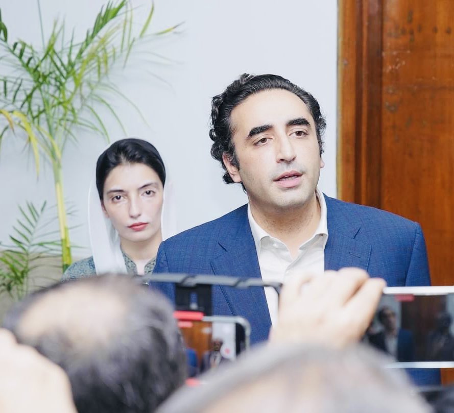 SyZulfiqarShah's tweet photo. The 26th constitutional amendment is indeed a promotion to the Charter of Democracy which was signed by Mohtarma Shaheed Benazir Bhutto.  My sincere felicitations  to Hon'ble Chairman @BBhuttoZardari on achieving the desired goal and leading Shaheed Bibi's mission of enhancing democracy. I believe it would never be possible without sincerity and hard work of our Chairman.  Congratulations once again! 
Aieen Bhutto kaa!
#bilawalBhutto 
#ConstitutionalAmendments