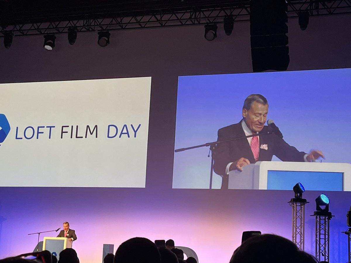 MandaSolar's tweet photo. #Loftfilmday #LFD in #München am 20.10.2024

#SOLARRIESE #MandaSolar und https://t.co/F15Rm23Dfe … mit zwei L und einem C. https://t.co/JaKrDYNONn