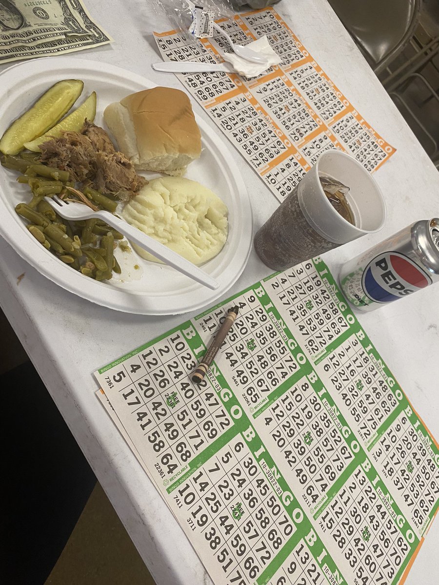 Qu33en_bean tweet media