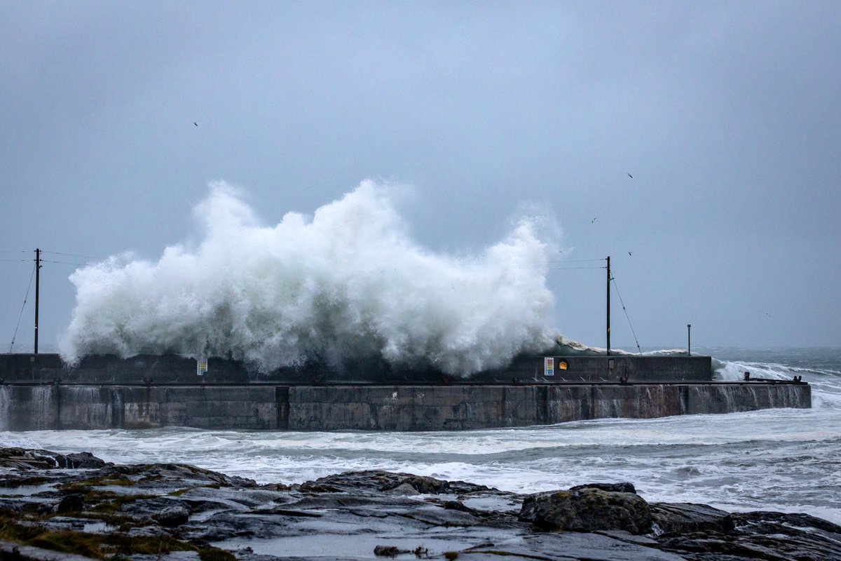 Storm Ashley pounding the pier on Inis Oírr.... could be a long winter I think.