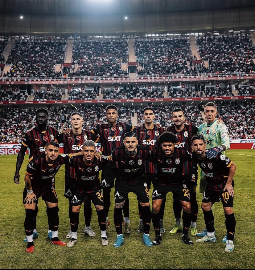 IsmailJakobs's tweet photo. Thanks for the love 🙌🏾I will be back soon ❤️💛🇹🇷 https://t.co/qjrdH2mpqa