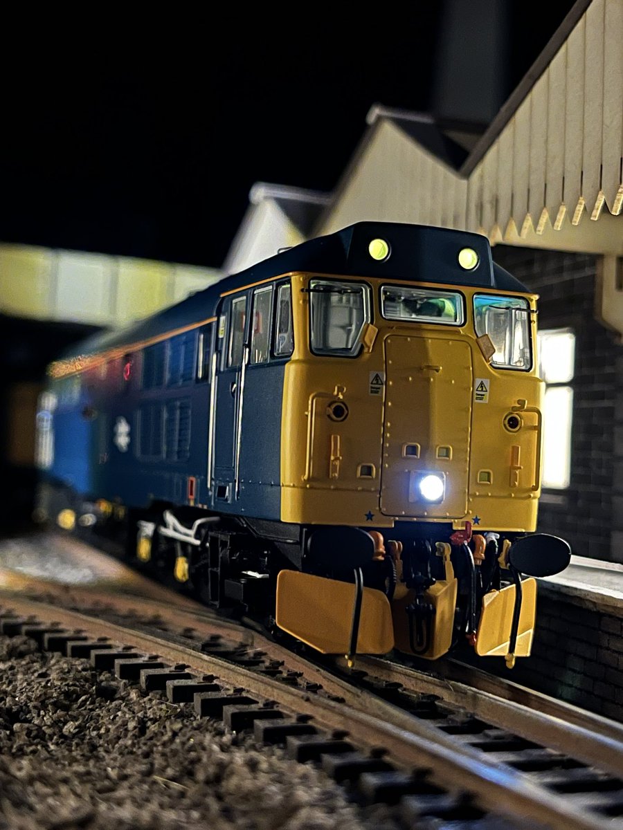 GwinearLane's tweet image. 0Z31, route learner or maybe pasty run ?
#TMRGUK @accurascale #class31