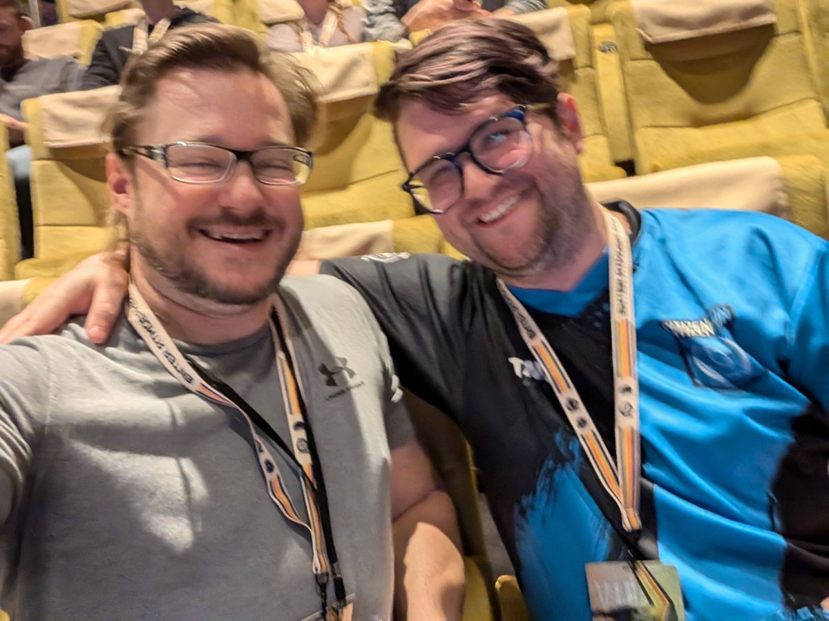 UofStanton's tweet photo. @jakeacappella Whoa, turned out to be an action shot.
#EnterAtmosphere #CitizenCon2954 #StarCitizen https://t.co/Yo5jAcOBYt