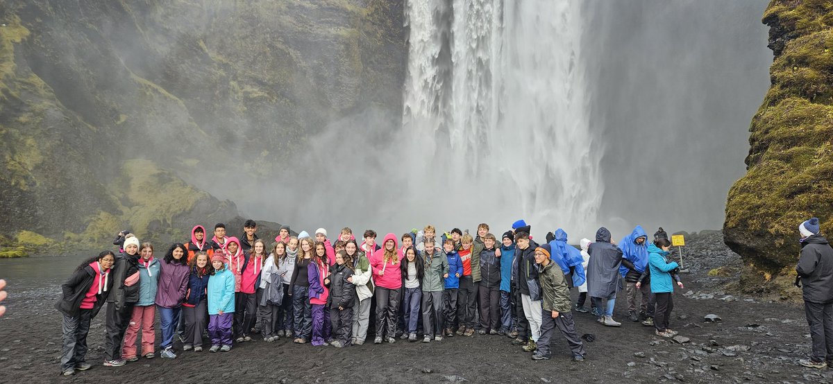 SolSchTrips's tweet image. Iceland 2024. Day 4. Waterfalls! @solsch1560 #realgeography #opportunity #outdooreducation #fieldtrips