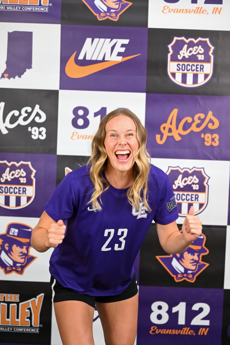 30’

Rachel Rosborough with career goal number ✌️ for the Aces second goal of the half! 

🟣 2 | 🌲 0
⚽️ #ForTheAces