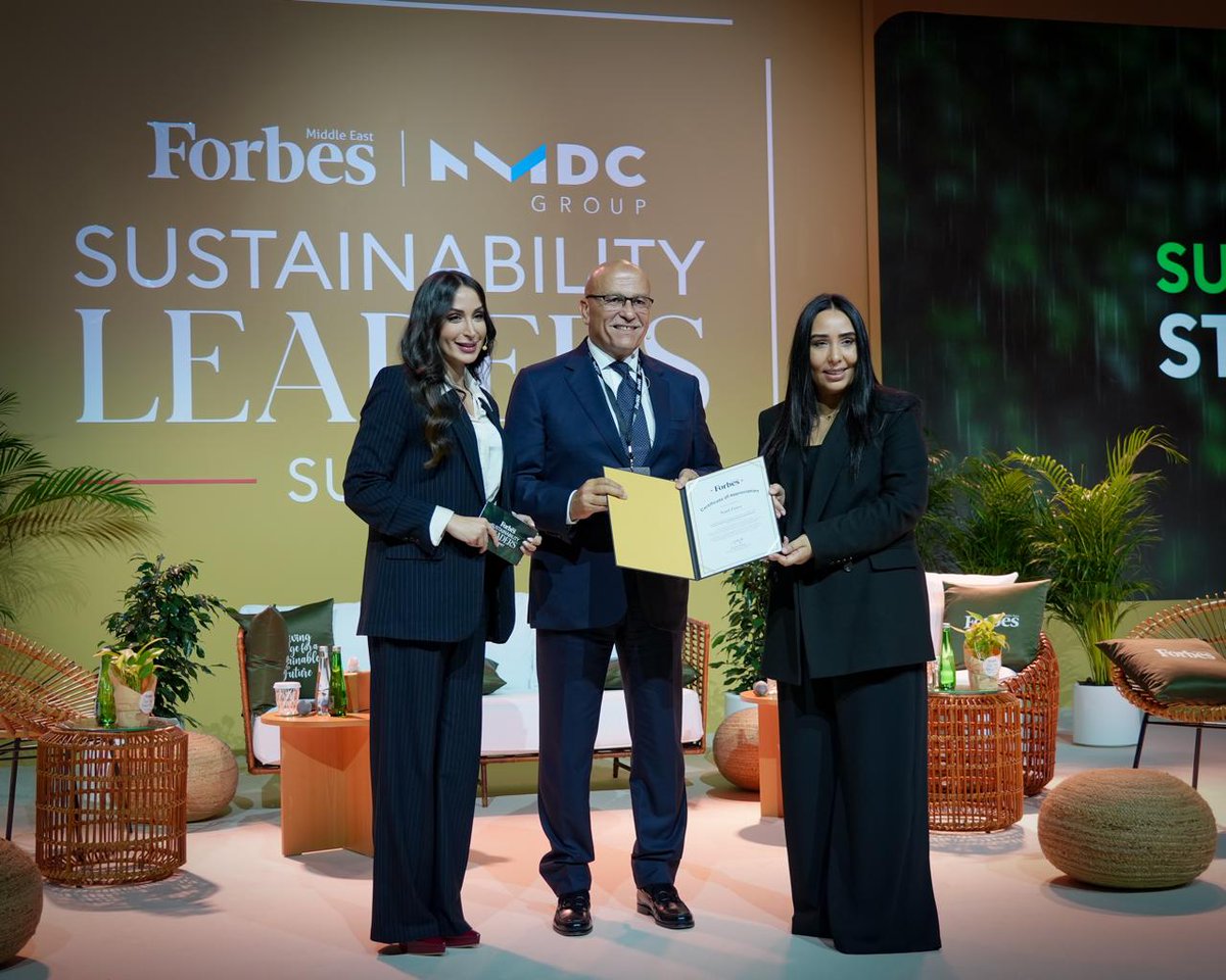Forbes_MENA_'s tweet photo. Honoring the incredible speakers and attendees who made the second edition of the Forbes Middle East Sustainability Leaders Summit extraordinary. Together, we're shaping a brighter, more sustainable future!

🎥: @Forbes_MENA_
#ForbesMESustainabilityLeadersSummit #ForbesMEEvents #ForbesME #NMDCGroup #RenewableFuture #GoGreen
@NMDC_DM  @KhuloudAlOmian