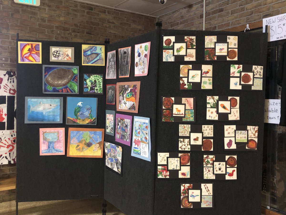 Just a little CCS Pop up Art show for todays CCS musical performance. 🎶🎵🎨🖌️ Looking forward to listening to amazing students. So proud of all of our students. ⁦<a href="/CCSredwolves/">Clinton Community Schools</a>⁩ ⁦<a href="/CHS_LeadsTheWay/">Clinton High School</a>⁩ ⁦<a href="/CMSredwolves/">Clinton Middle School</a>⁩