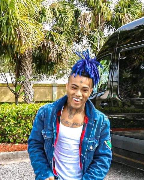 “𝐀 𝐠𝐫𝐞𝐚𝐭 𝐬𝐨𝐮𝐥 𝐬𝐞𝐫𝐯𝐞𝐬 𝐞𝐯𝐞𝐫𝐲𝐨𝐧𝐞 𝐚𝐥𝐥 𝐭𝐡𝐞 𝐭𝐢𝐦𝐞. 𝐀 𝐠𝐫𝐞𝐚𝐭 𝐬𝐨𝐮𝐥 𝐧𝐞𝐯𝐞𝐫 𝐝𝐢𝐞𝐬. 𝐈𝐭 𝐛𝐫𝐢𝐧𝐠𝐬 𝐮𝐬 𝐭𝐨𝐠𝐞𝐭𝐡𝐞𝐫 𝐚𝐠𝐚𝐢𝐧 𝐚𝐧𝐝 𝐚𝐠𝐚𝐢𝐧.” ✨️  — 𝐌𝐚𝐲𝐚 𝐀𝐧𝐠𝐞𝐥𝐨𝐮