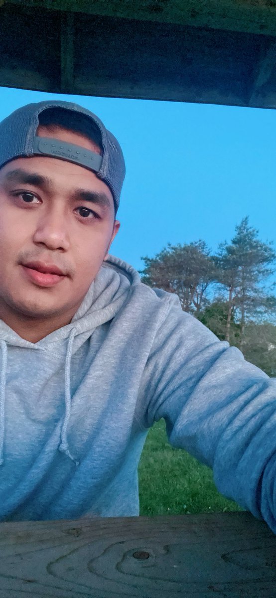 teodybear06's tweet image. hi hello pwede tayo friends👉👈

hiya kasi ako mag first move 😅😅😅