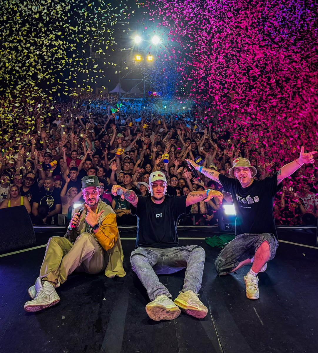 UnPocoDeRuido's tweet photo. GRACIAS ROSARIO! Pasamos una noche sensacional e inolvidable 😭 A quien vemos en CORDOBA? ❤️‍🔥 https://t.co/Ey2omAvMhk