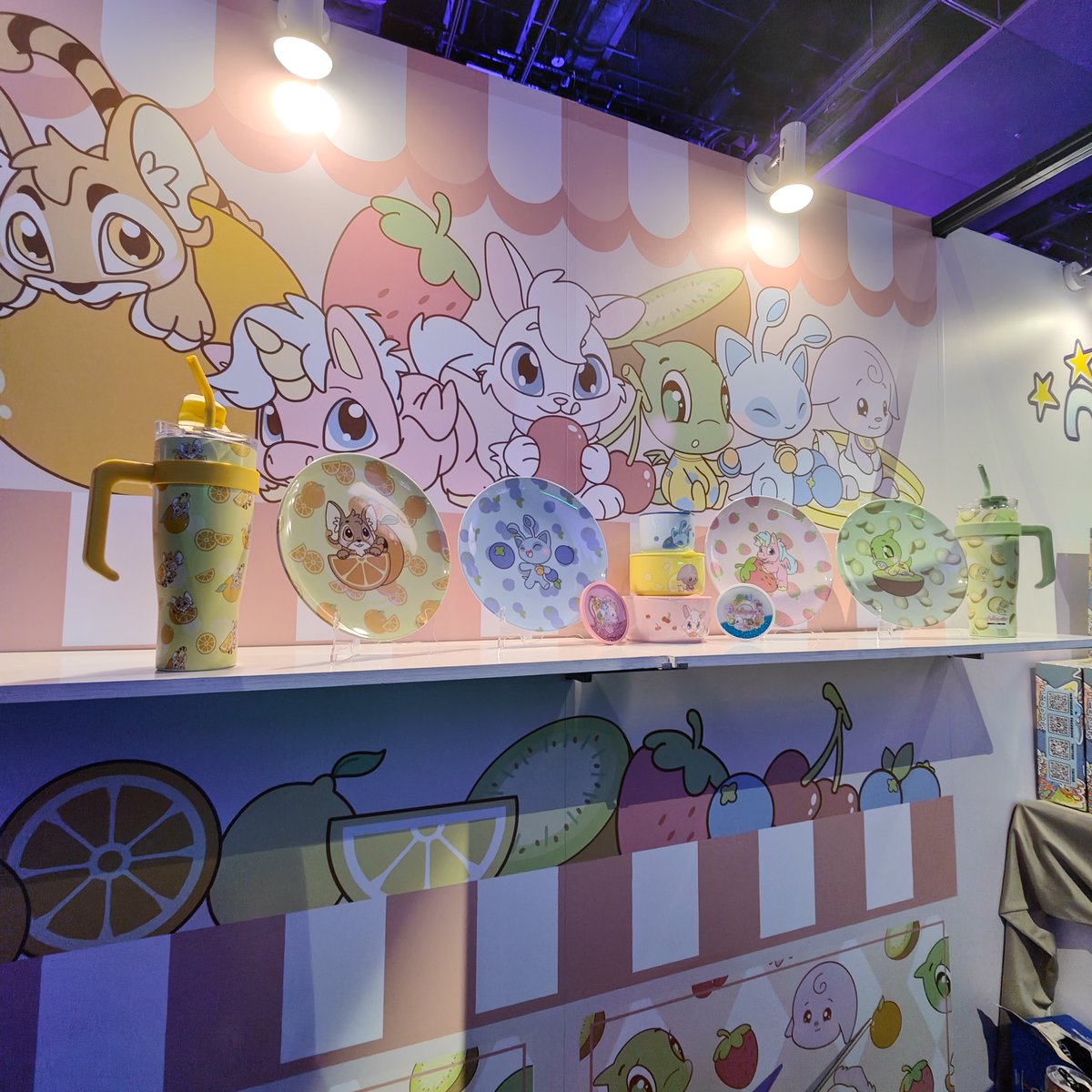 💫 Final Day at gamescom asia in Singapore! It's been a BLAST meeting all you awesome Neopians! 🎉 

Thank you to everyone who came and visited! We're giving away one last BLIND BOX to a lucky social media follower!

🍲 ⭐️ HOW TO ENTER ⭐️ 🍲
1) COMMENT a screenshot of your Wheel