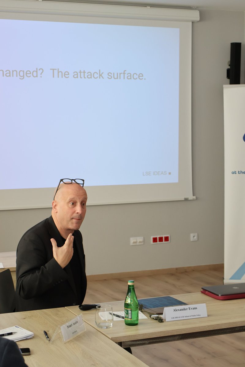 Back from a fascinating LSE IDEAS - Jagiellonian University workshop on Russian #disinformation in Krakow. Detailed analytical and policy discussions thanks to my excellent Polish colleagues. <a href="/lseideas/">LSE IDEAS</a> <a href="/LSEPublicPolicy/">LSE School of Public Policy</a> <a href="/cseep_uj/">LSE IDEAS CSEEP at the Jagiellonian University</a>