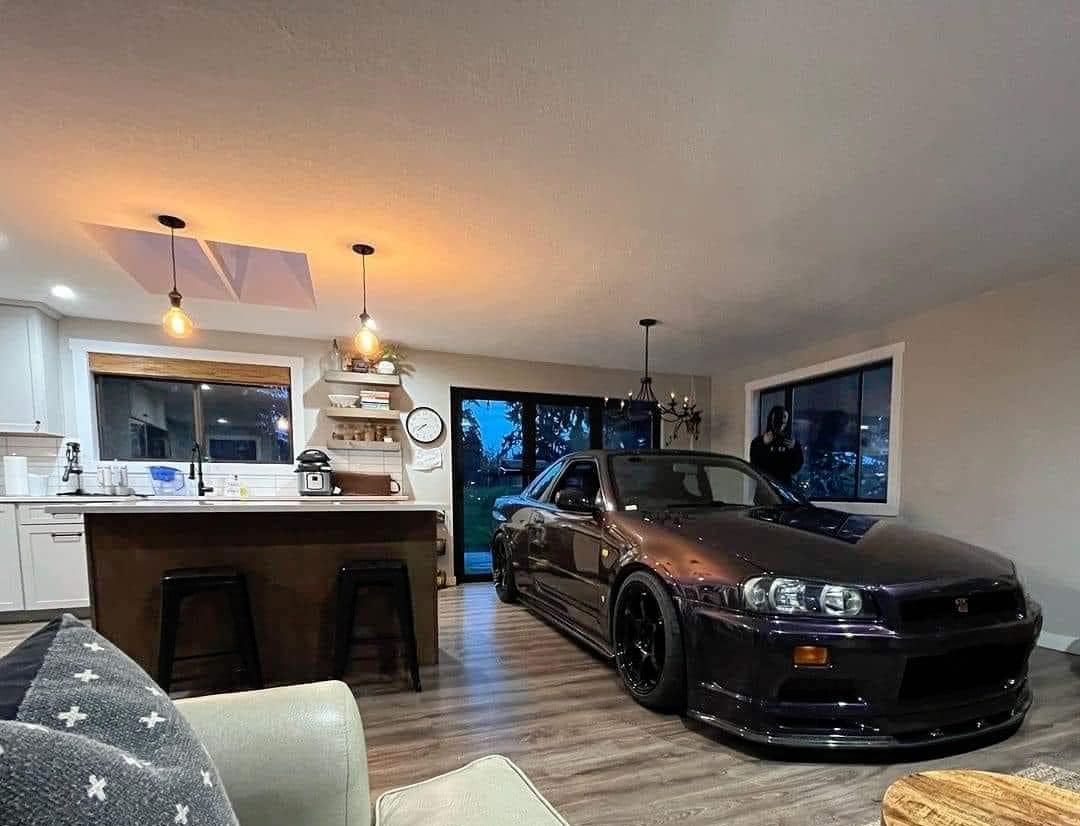 autoass's tweet photo. Nissan R34 Skyline GT-R https://t.co/sCLUdooh2I