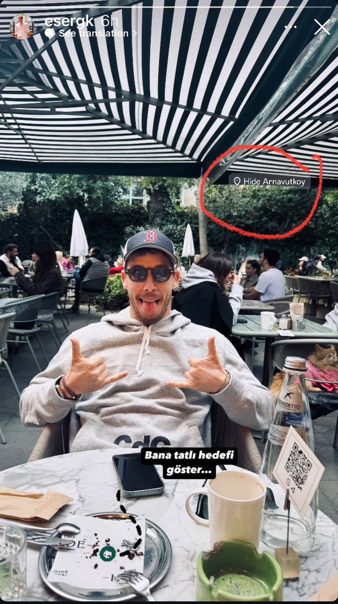 Hey Sonia 🤣🤣🤣Ata PR 
Look where Eser is. Right next to Silas home downstairs restaurant ✌️look who he came to see👀🟢