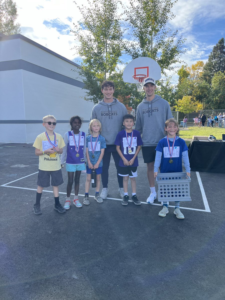 rcarrMT's tweet photo. Thank you @MSUBobcats_FB for cheering on our Irving Owls during our Fun Run! We loved having you there! 
GoOwls 🦉 
GoCatsGo💙💛💙 https://t.co/wopB2BnqwY