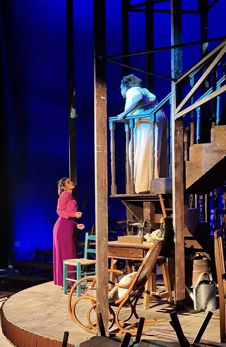 rafamusicalcast's tweet photo. Me despedir da Shug da @alinesserra foi uma das coisas mais difíceis que tive que fazer trabalhando no teatro. Que dor no coração que foi. https://t.co/H9HdT7fuHx