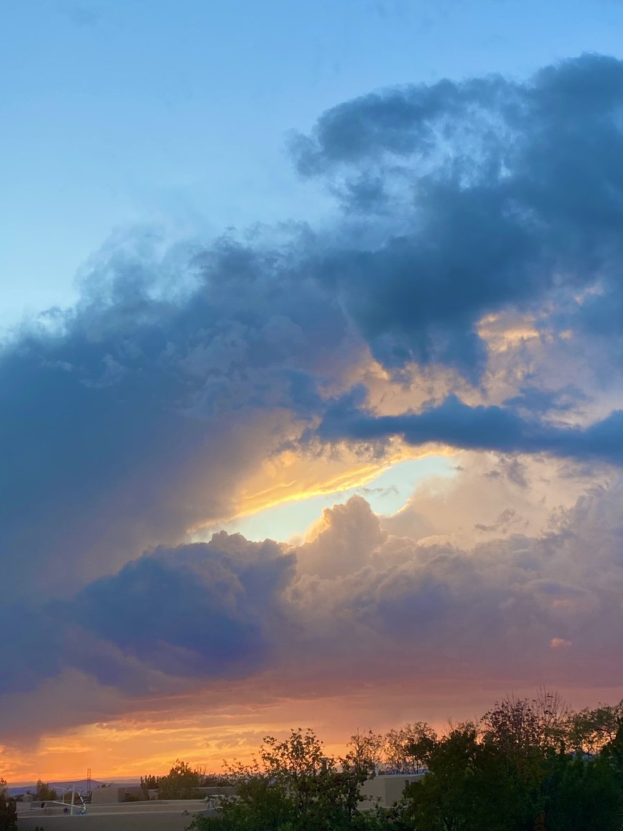 Rooftop sunset #santafe