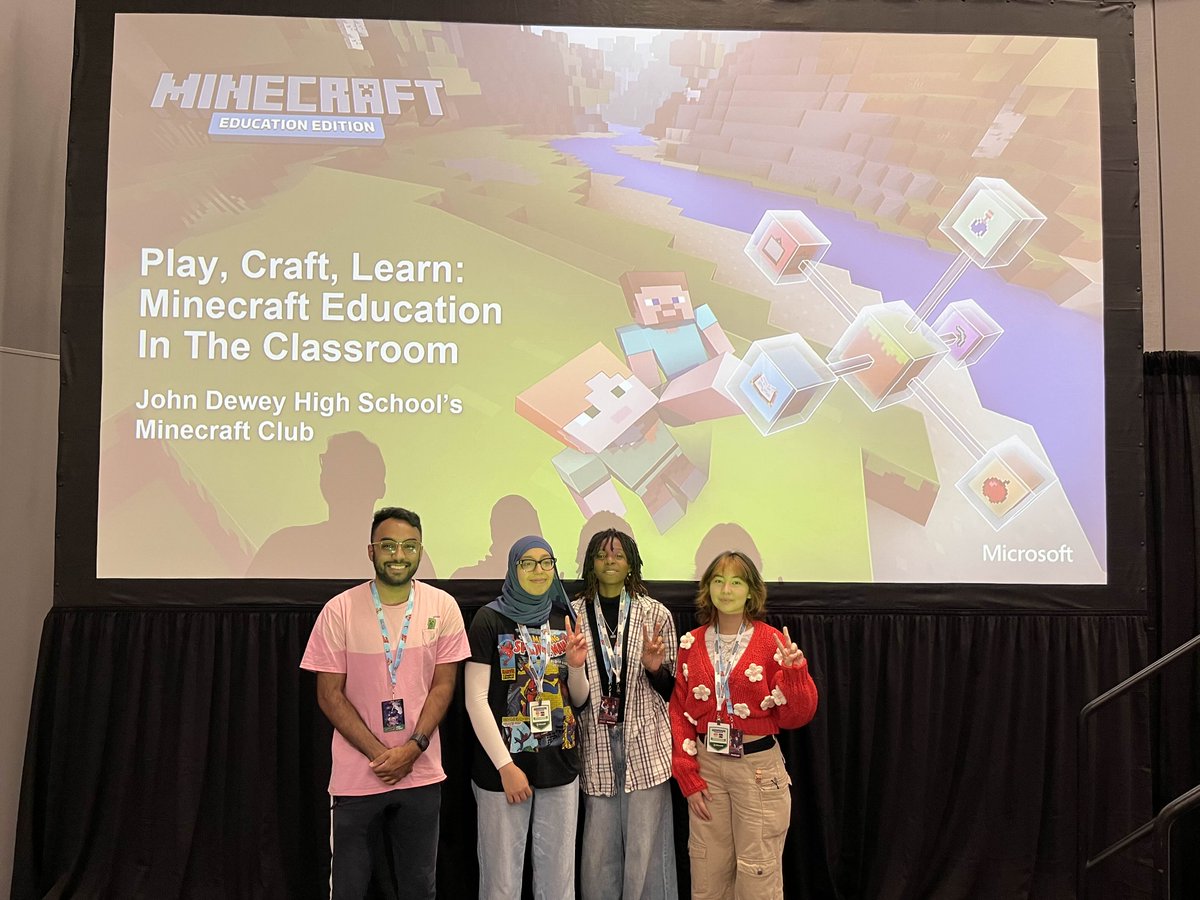 MrAhmedGaming's tweet photo. A few of my former students and I hosted a panel at @NY_Comic_Con this weekend where we talked about our experiences with #MinecraftEdu! https://t.co/nOjA0jnWtN