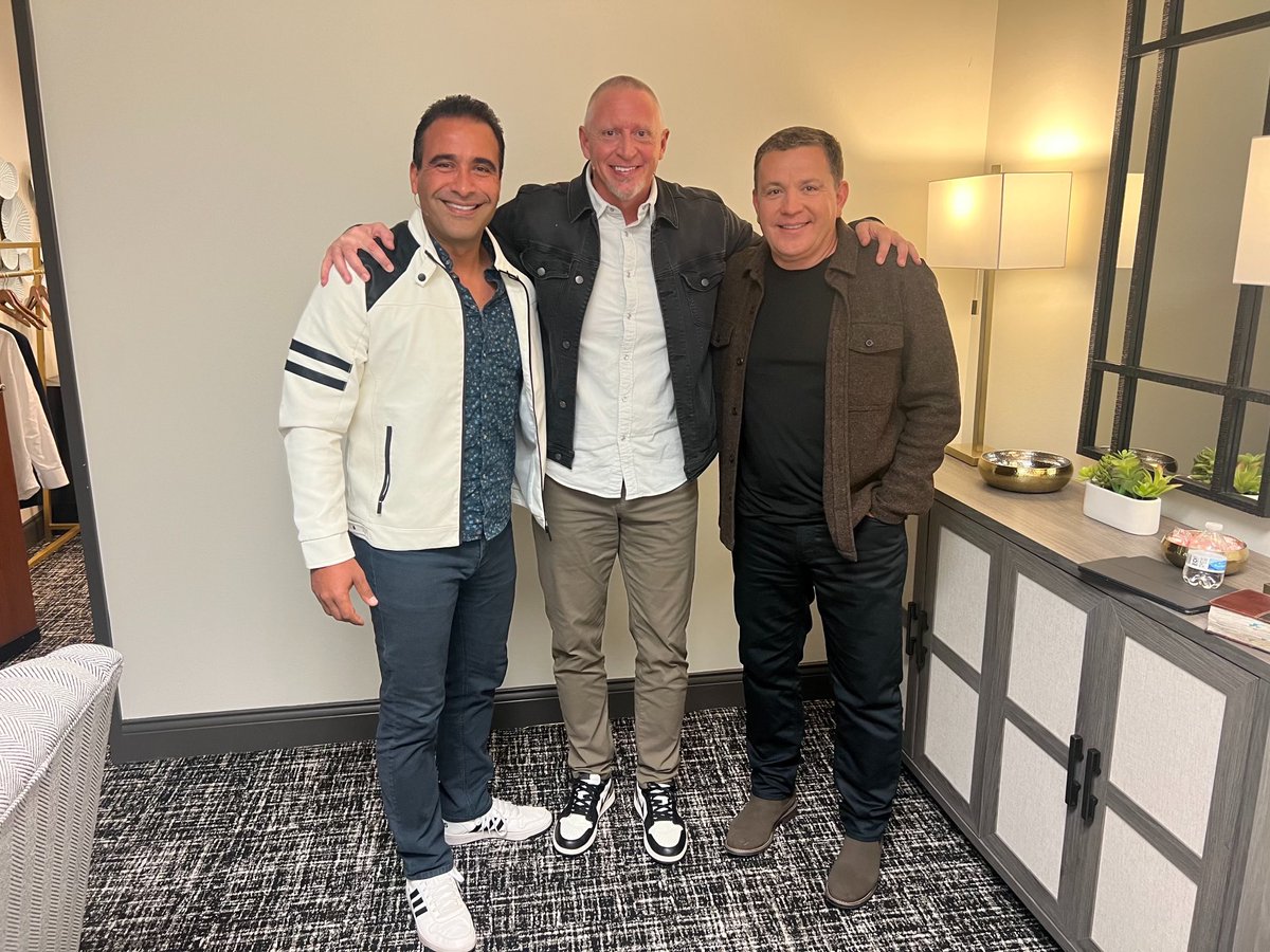 arriolajc's tweet photo. Thank you @jarrettstephens &amp; @Ramon_Medina for the opportunity to preach God’s Word today @championforest Español &amp; your partnership w/ @sendnetwork . God is using you guys greatly. 73 baptisms today…WOW!
@SendNetworkSBTC @_SBTC @NAMB_SBC @vancepitman https://t.co/qugLqvSSkY