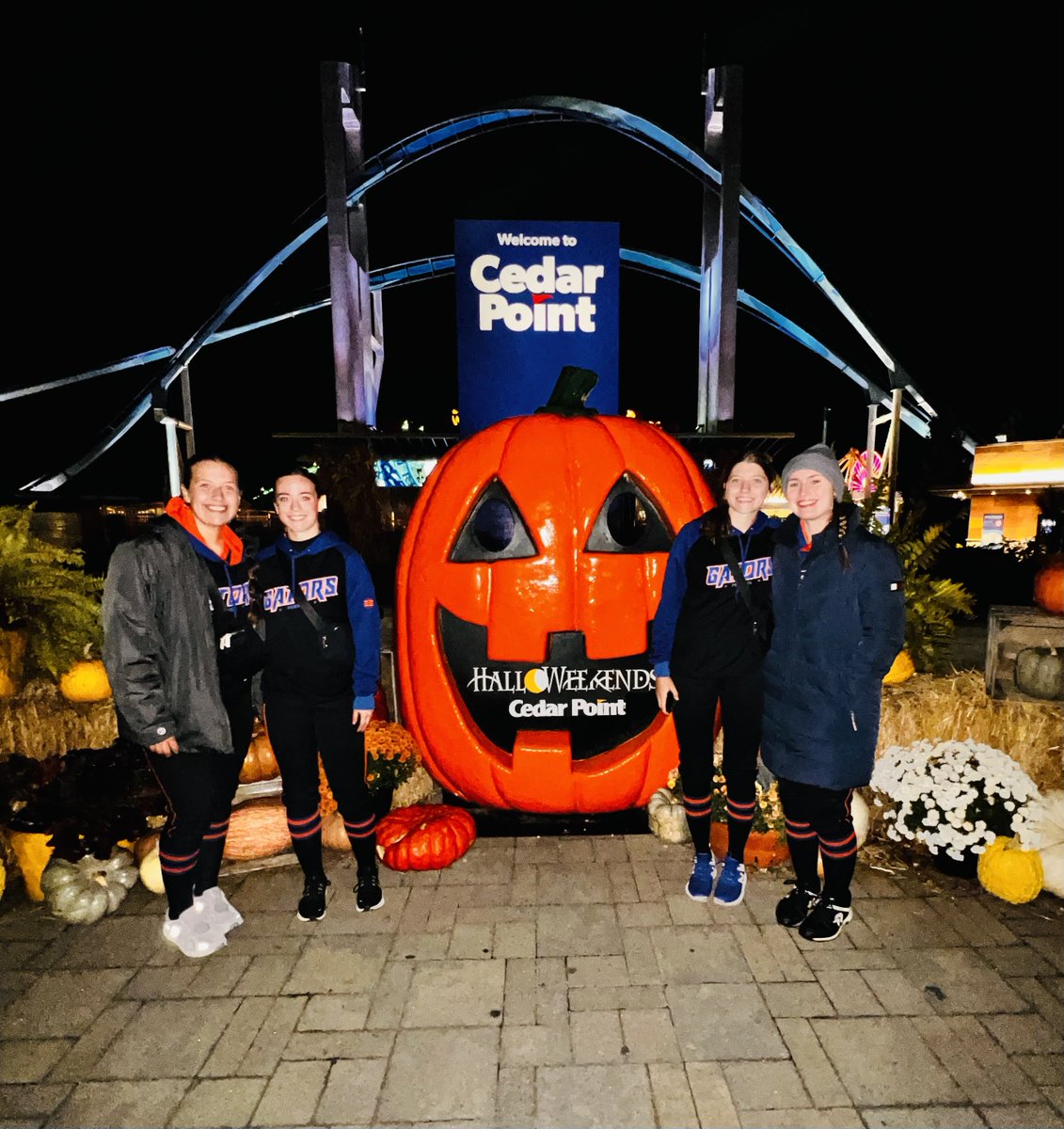 AllieWolfe2027's tweet photo. Some video from the Monster Mash this weekend. Also got to go to Cedar Point with some of my teammates which was a lot of fun! https://t.co/bLuCU3Iwj6