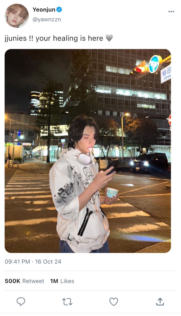 btxt_works's tweet photo. a #yeonbin au where fanboy soobin gets a little too drunk &amp; dms idol yeonjun, the next morning he’s horrified to find out that the idol not only saw hjs messages but publicly used the nickname sbn gave him. #yeonbinau https://t.co/yiDxGUe2st