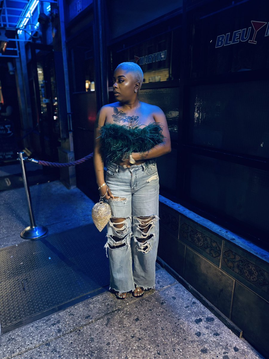 KAMMIEKUSH's tweet photo. 32 years of being THAT GIRL 💗♎️

#HappyBirthday2Me🥳 https://t.co/amysU3Sf8k