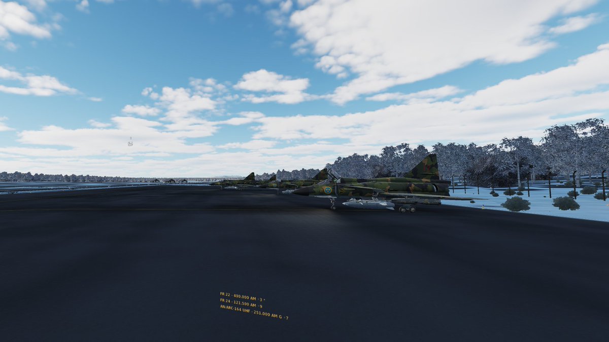 doedkoett's tweet photo. I kväll flög #37div andra uppdraget i övningen Arctic Challenge Exercise 1980. I del 2 gjorde två rote Viggen från F21 anfall mot flygbasen i Bodö. En flygbas som försvarades av finska Mig-21 och norska F-5. Efteråt landade alla och parkerade fältmässigt i Kiruna. https://t.co/6b4zd2MyMS