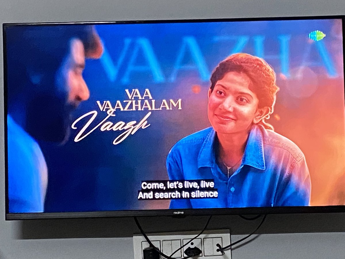 reddevil67685's tweet photo. Divine = Saipallavi in #heyminnaley  😍😍🤩♥️♥️ @Sai_Pallavi92 #Amaran  
(Ps : As my previous tweet says I’m insanely addicted to this song♥️😍) https://t.co/u03O2fDcGW