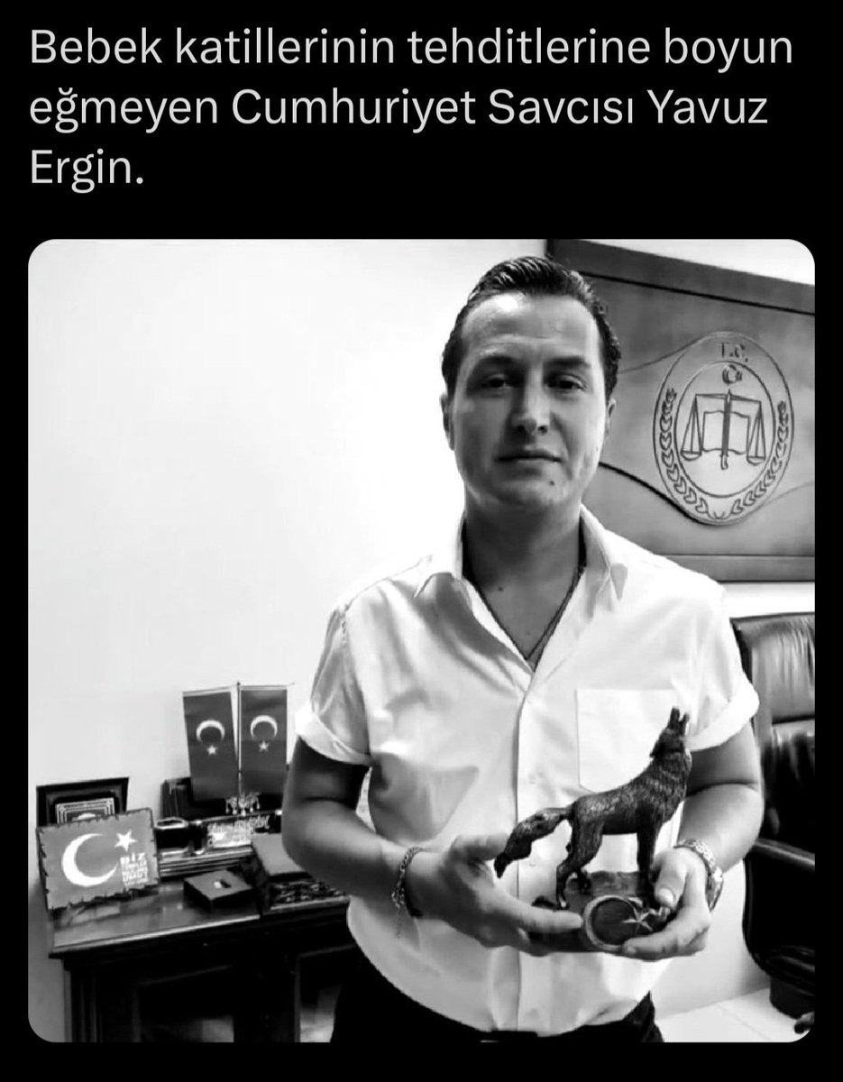 Yenidoğan çetesini çökerten Cumhuriyet Savcısı Yavuz Ergin.

——
#SAMvFB Dzeko Kostic #yahyasinwar
#YasayıUygulaYasaSonVer Tadic Mert Müldür Mourinho İsrail'in korkulu rüyası #BJKvKNY #BJKvKON #bebekatilleri #guelsebirsel  #gülsebirsel