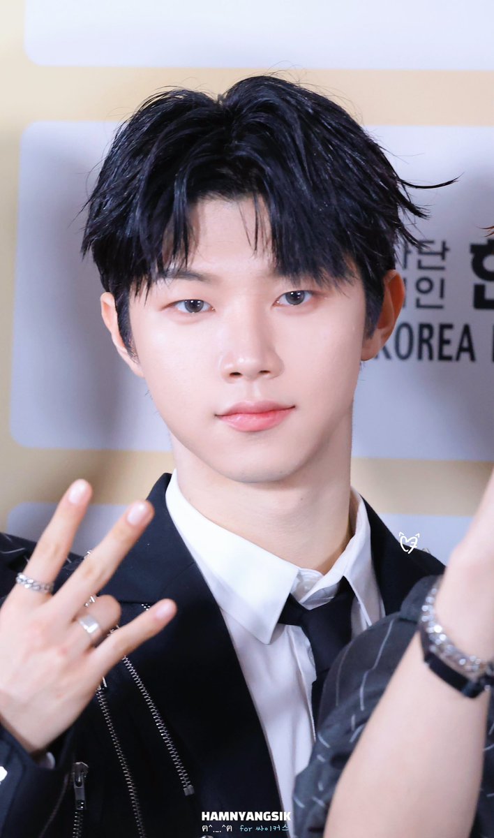 241019 =^..^= 

(ღˇ◡ˇ*)♡

#HYUNWOO #현우 #XIKERS #싸이커스