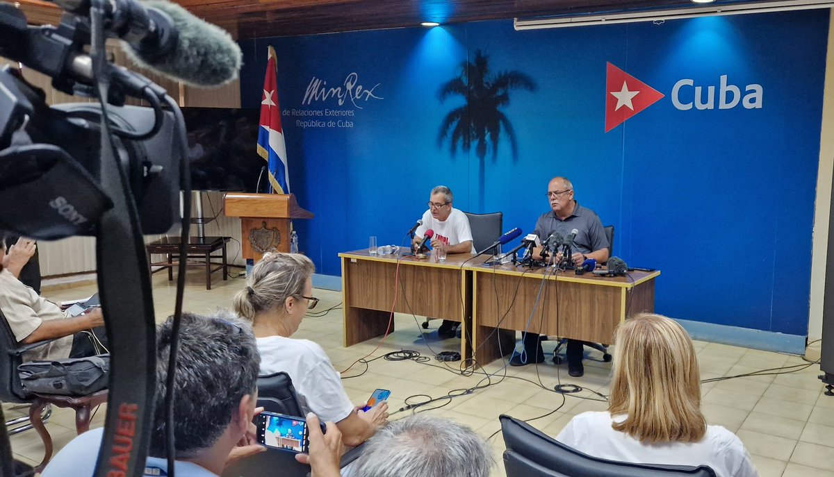 🗣️| En conferencia de prensa, <a href="/VicentedelaO2/">Vicente de la O Levy</a>, titular de <a href="/EnergiaMinasCub/">Ministerio de Energía y Minas de Cuba 🇨🇺</a>, explicó: "nos encontramos en una etapa de la recuperación diferente, porque la CTE Guiteras está en línea, una unidad potente que ha facilitado el restablecimiento de una manera importante.

#UnidosXCuba