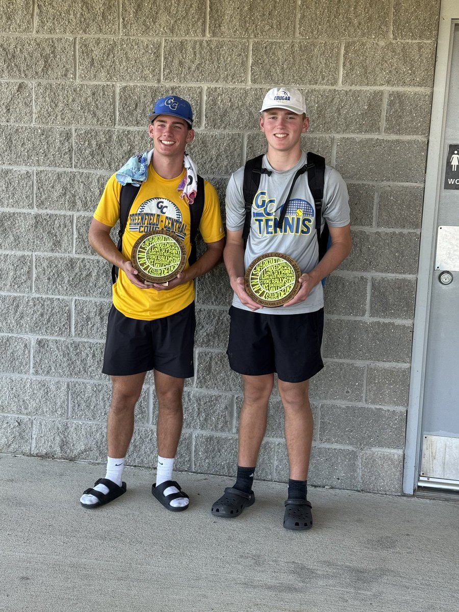 The season might be over, but our guys are still competing! Congrats to Jacob Welch and Ethan Ortwein on winning the Waldron Fall Classic 16u doubles tournament!