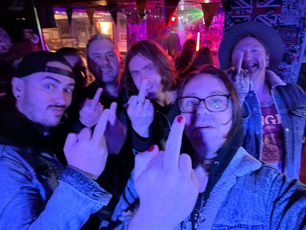 hellfireband's tweet image. Just reflecting on last weekend! We’re very grateful to everyone we met who came out to one of the shows and saw us. Really looking forward to our last few shows of the year and an even busier 2025👀
•
#livemusic #rockband #gigs #rocknroll #brightonmusic #rocknroll #sexwee