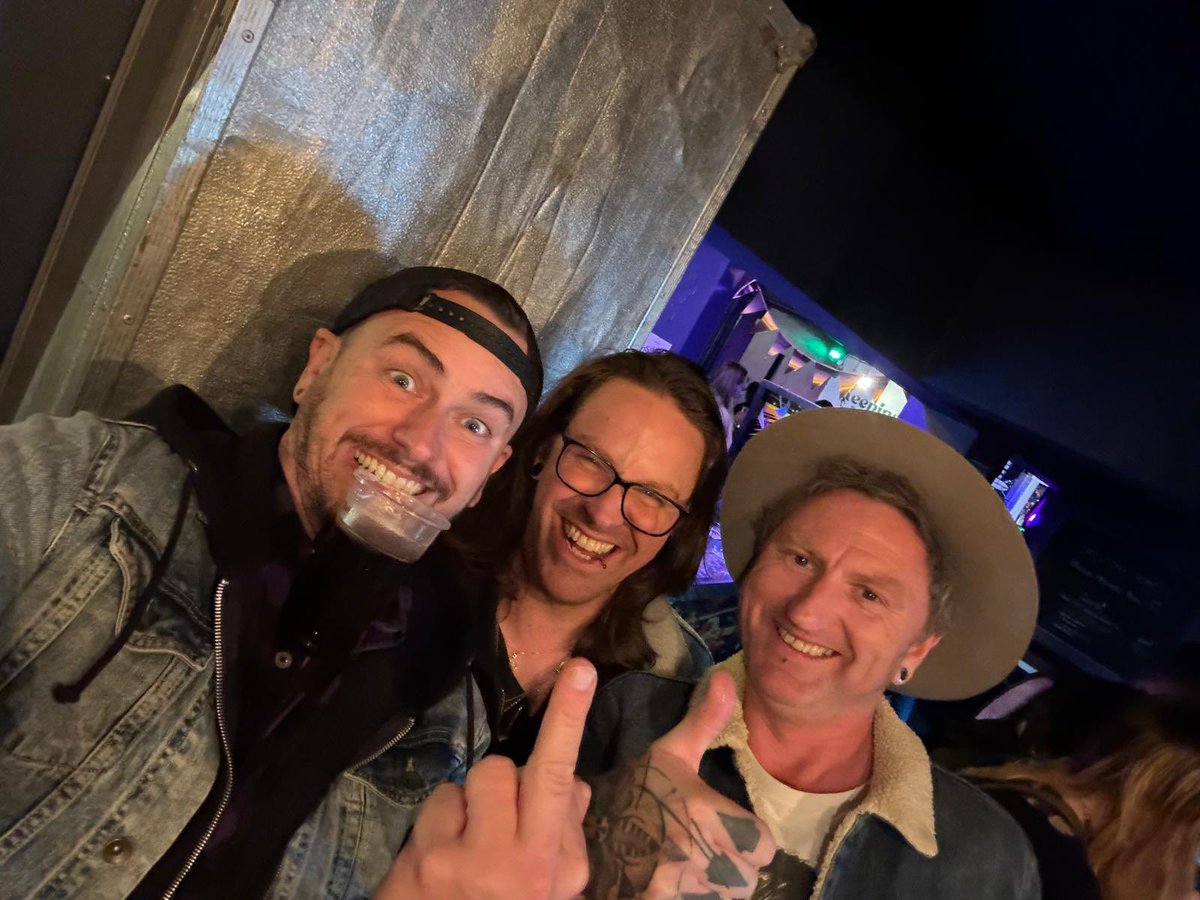 hellfireband's tweet image. Just reflecting on last weekend! We’re very grateful to everyone we met who came out to one of the shows and saw us. Really looking forward to our last few shows of the year and an even busier 2025👀
•
#livemusic #rockband #gigs #rocknroll #brightonmusic #rocknroll #sexwee