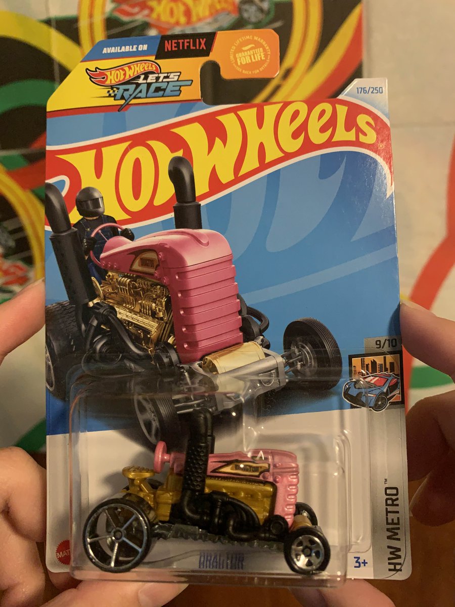 dailyhotwheels's tweet photo. Hot Wheel of the Day - Dragtor!

This Dragtor is the 9th model in the 2024 Metro Mini Collection, and is the tractors first non-super rigs appearance since 2015!

#hotwheels #tractor https://t.co/CYNOcoNBvG