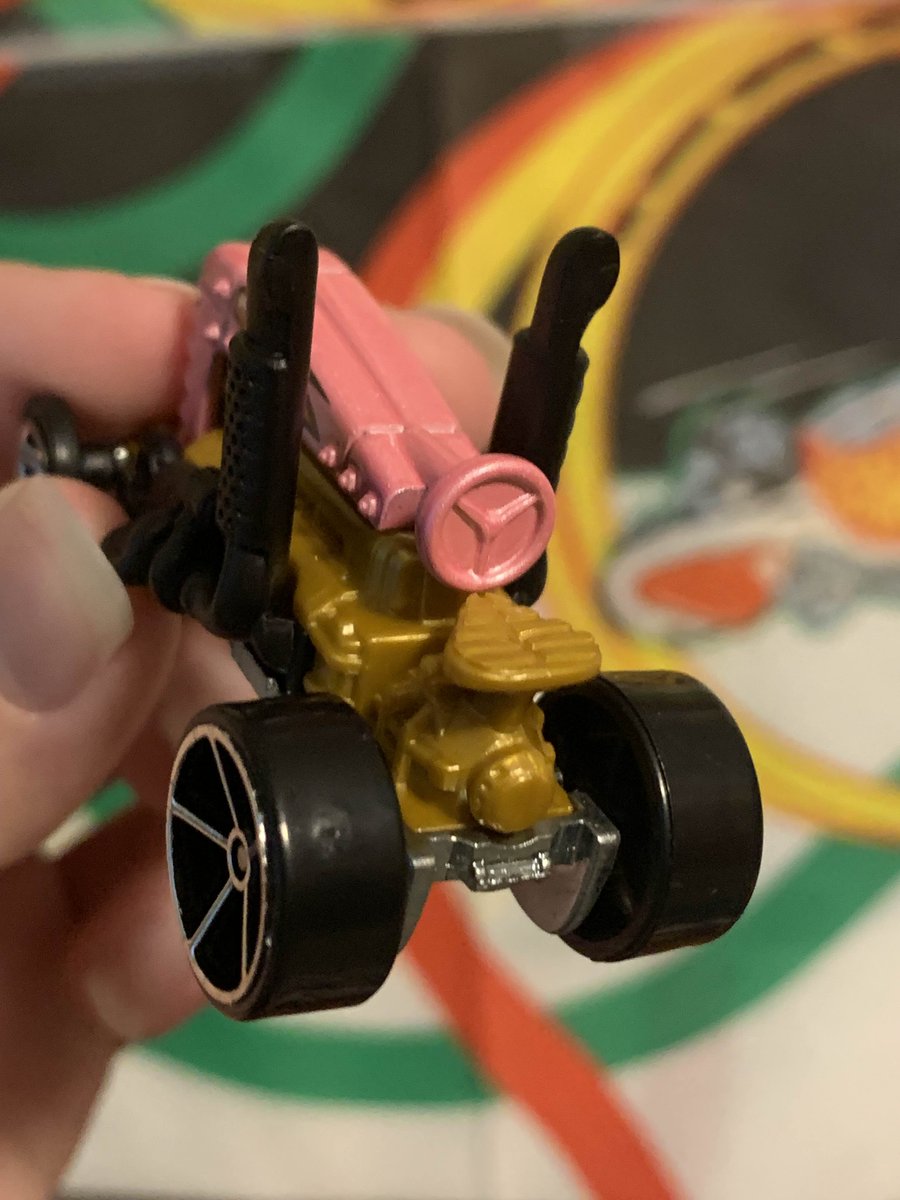 dailyhotwheels's tweet photo. Hot Wheel of the Day - Dragtor!

This Dragtor is the 9th model in the 2024 Metro Mini Collection, and is the tractors first non-super rigs appearance since 2015!

#hotwheels #tractor https://t.co/CYNOcoNBvG
