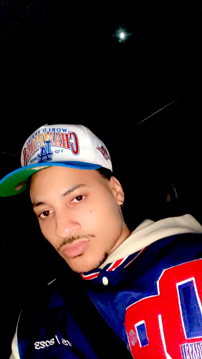 boytoolie's tweet photo. coolin https://t.co/Eo5URcs6dE