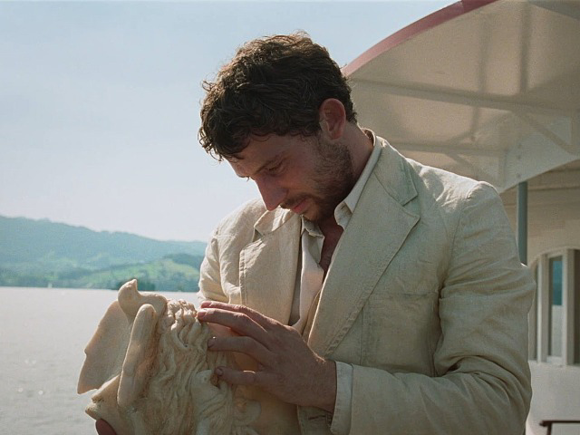 josh o'connor in la chimera, 2023