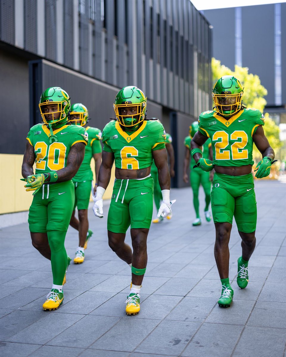 𝒥𝒶𝓎 ℋ𝒶𝓇𝓇𝒾𝓈 22 tweet media