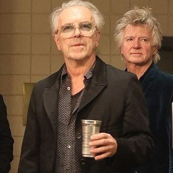 Zeddeee's tweet photo. #CrowdedHouseHQ #NickSeymour #GetWellSoonNick 🤒
Sending Nick major love and light - we all hope you feel better soon hon!🤗🥰🥰🥰🥰 https://t.co/QedEMPsYem